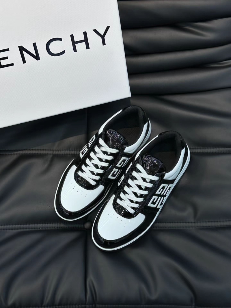 Givenchy Sneakers